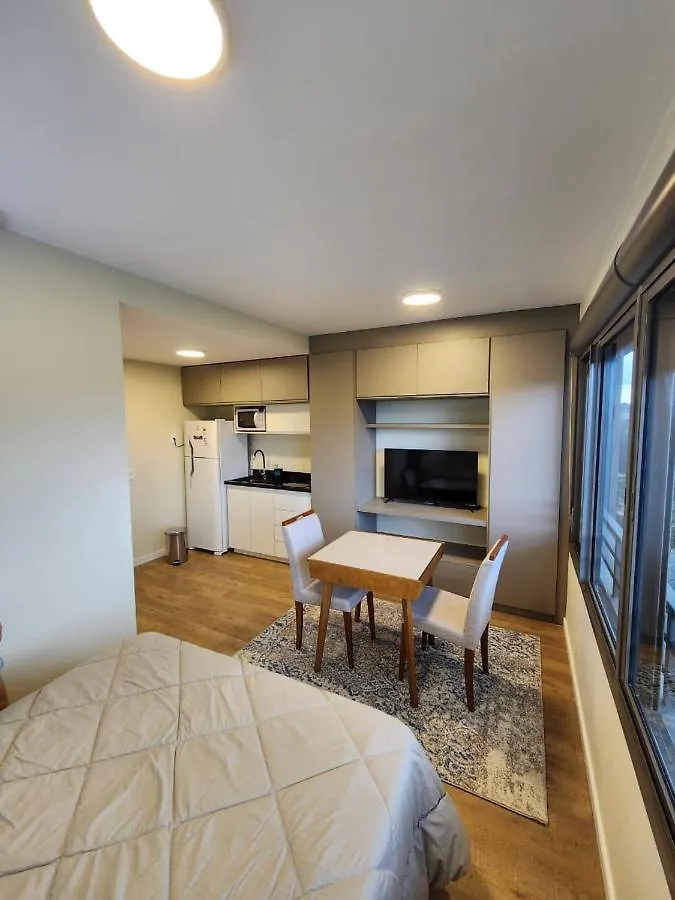 Estudio Mobiliado Excelente Localizacao Em Poa Apartamento Porto Alegre 0*,  Brasil